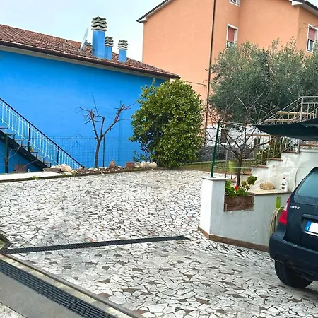 S327 - Sirolo, Comodo Bilocale Ben Accessoriato * シローロ